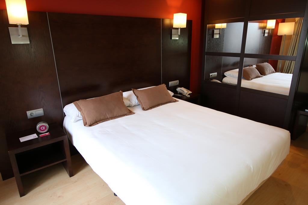 Alda Cardena Hotel Burgo